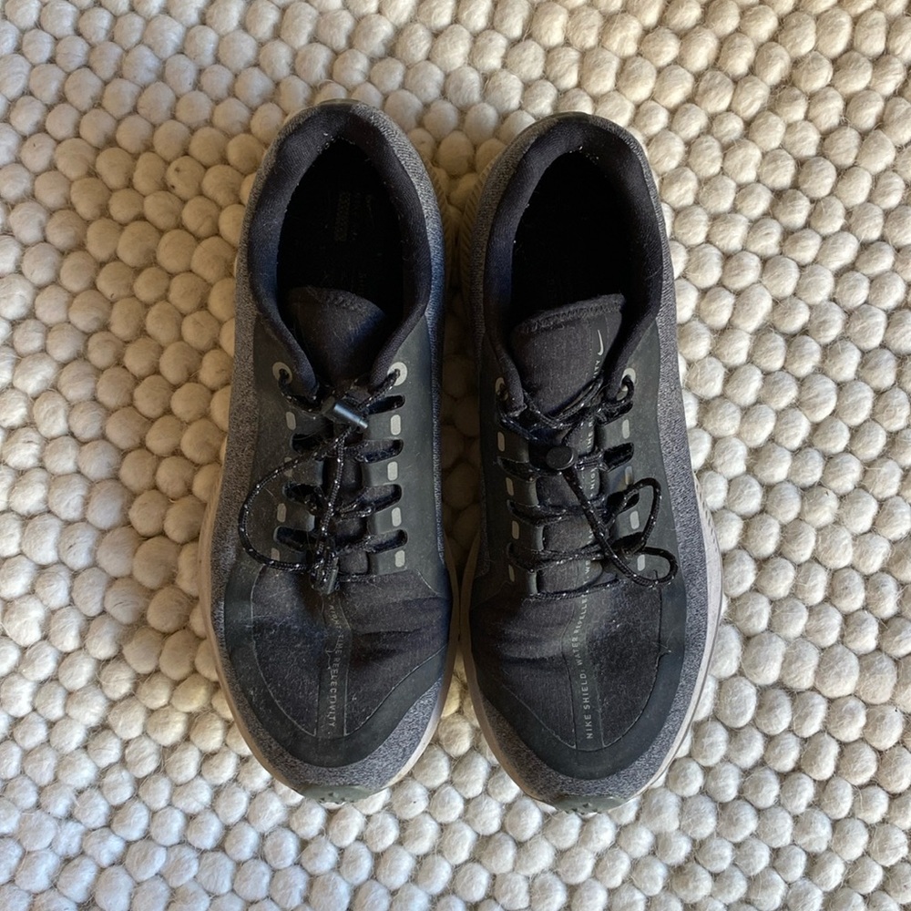 Nike Shield Running Shoes